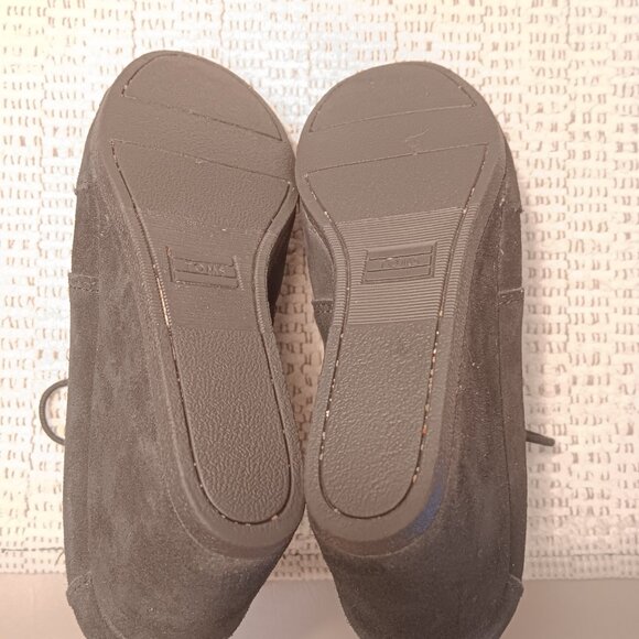 TOMS women's black suede lace up wedge heel ankle bootie sz 10 - Picture 11 of 14